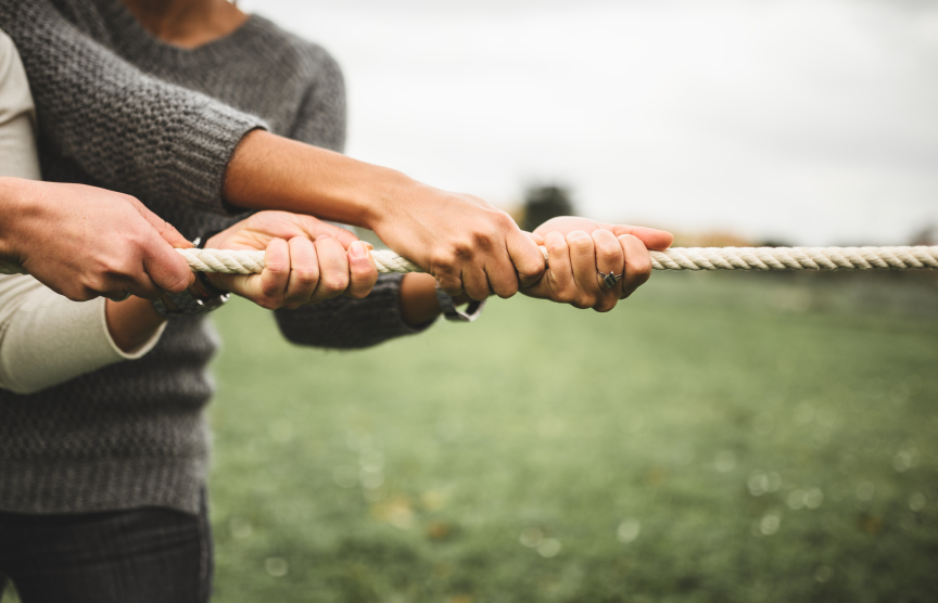 stock-photo-53205268-pulling-the-rope-for-teamwork